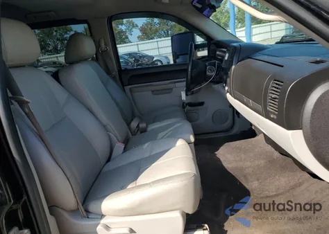 2011 Chevrolet Silverado C1500 Lt z USA, uszkodzony, nr VIN 3GCPCSE33BG100001